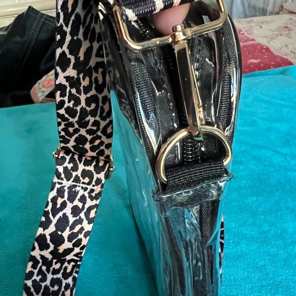 Clear Transparent Crossbody Bag - Picture 5 of 6